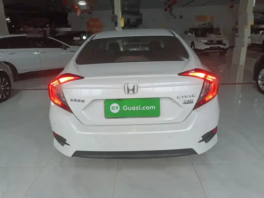 Honda Civic 2022 из CN, фото 10