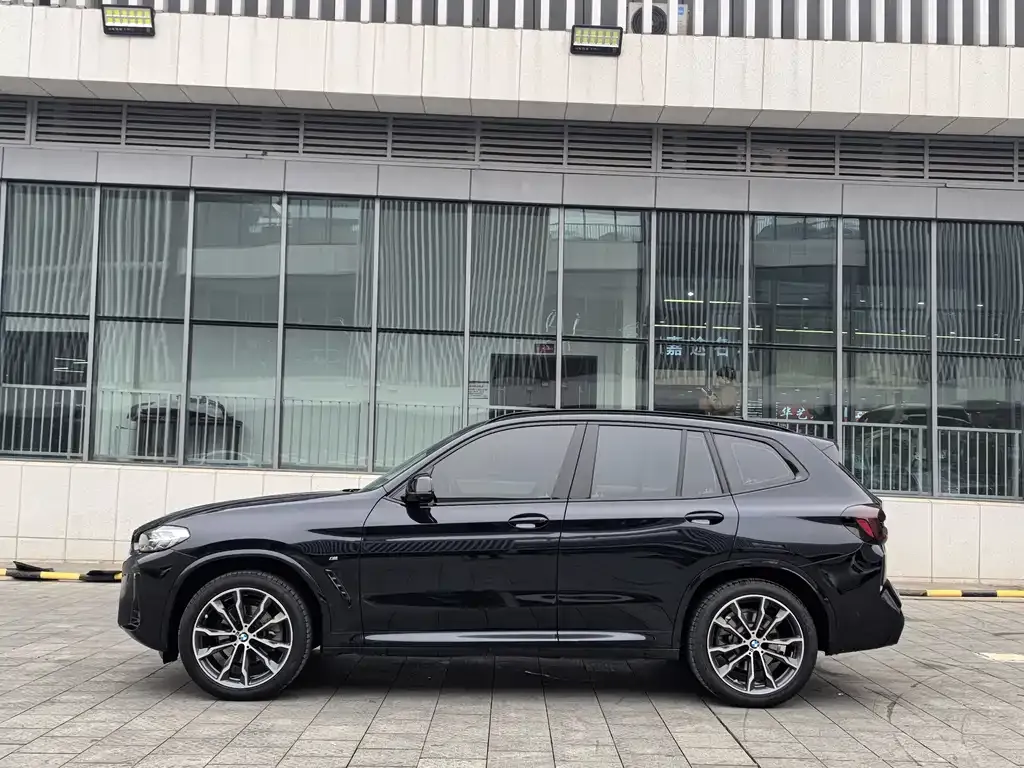 BMW X3 2022 из CN, фото 3