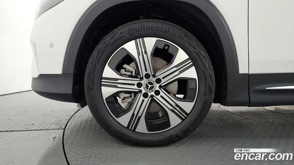 Mercedes-Benz EQB 2025 из KR, фото 8