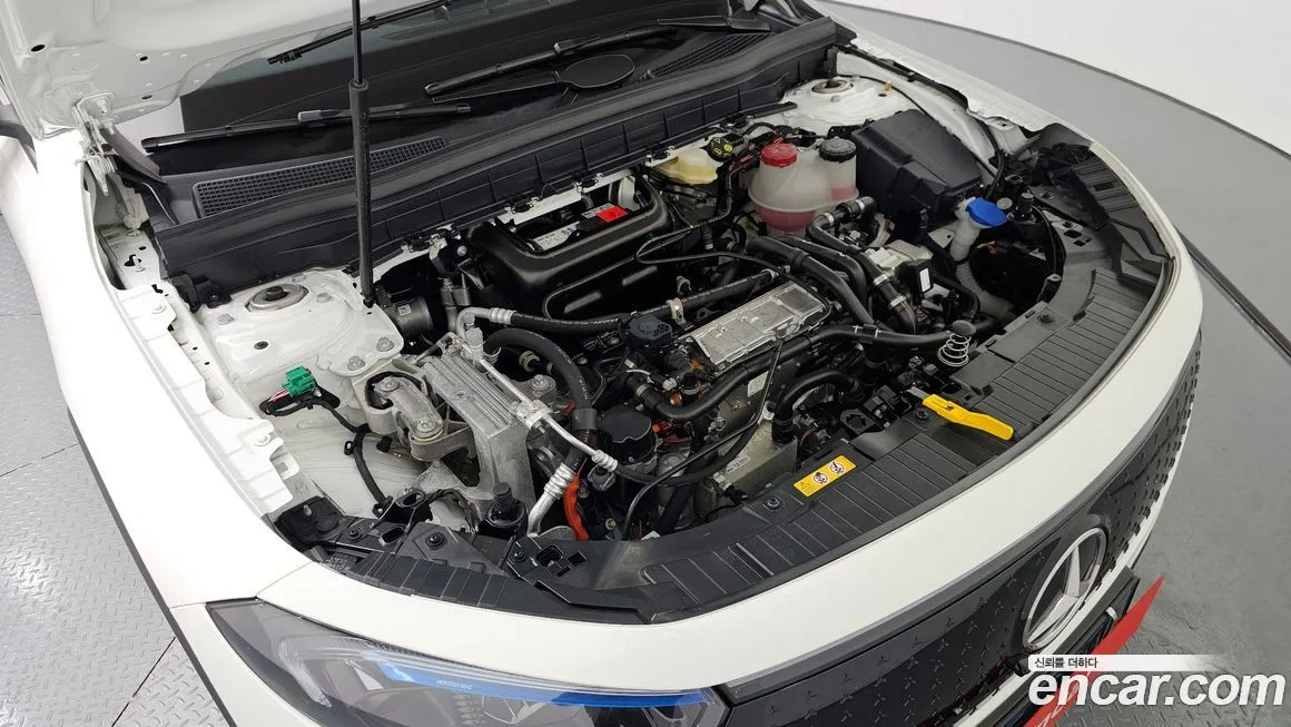 Mercedes-Benz EQB 2025 из KR, фото 10
