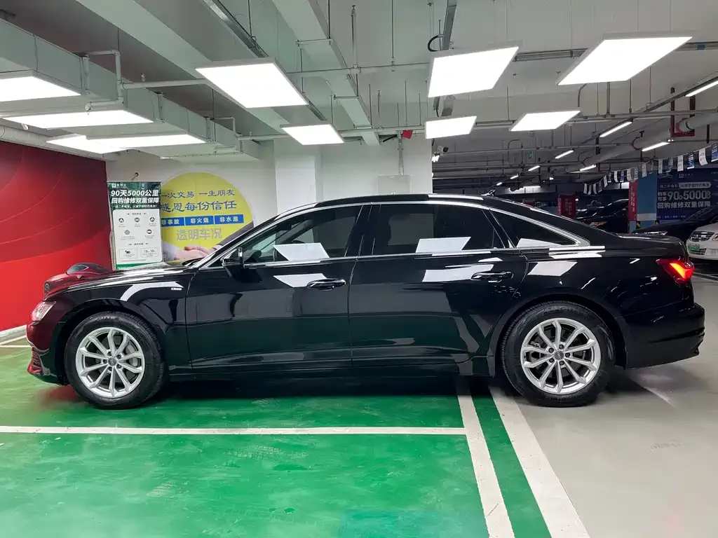 Audi A6L 2021 из CN, фото 4
