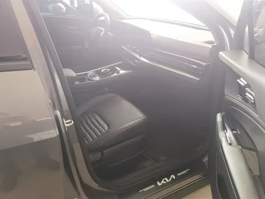 Kia Sportage 2024 из CN, фото 9