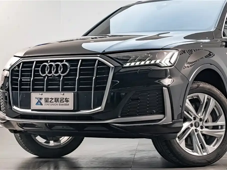Audi Q7 — фото 5