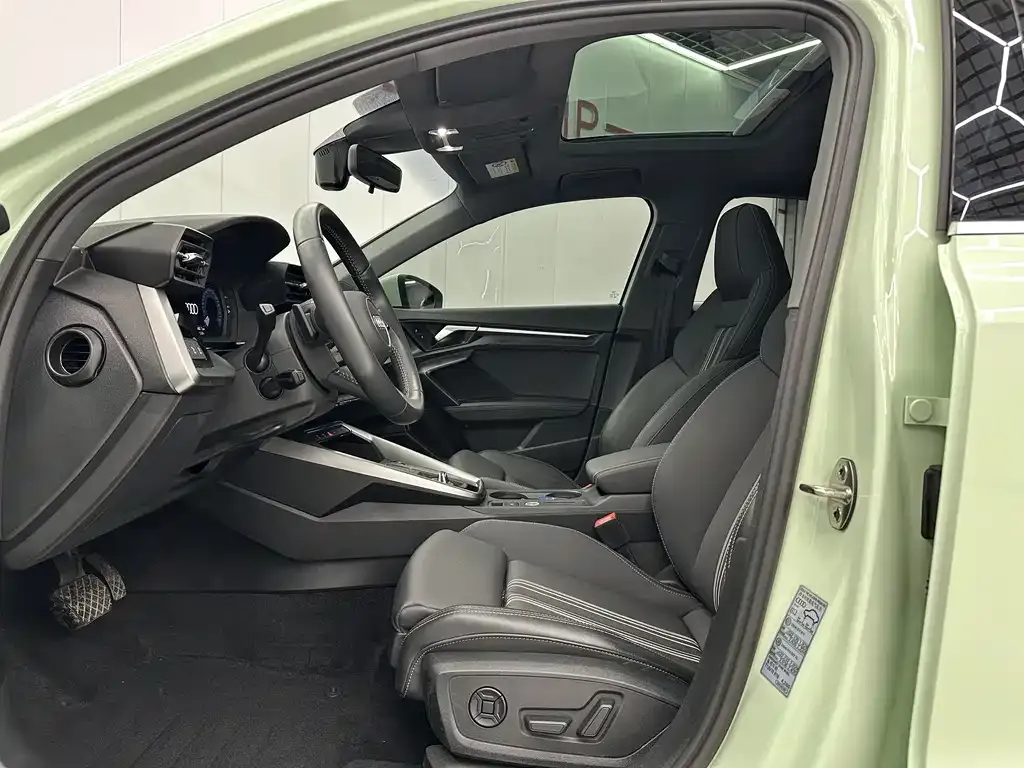 Audi A3 2022 из CN, фото 10