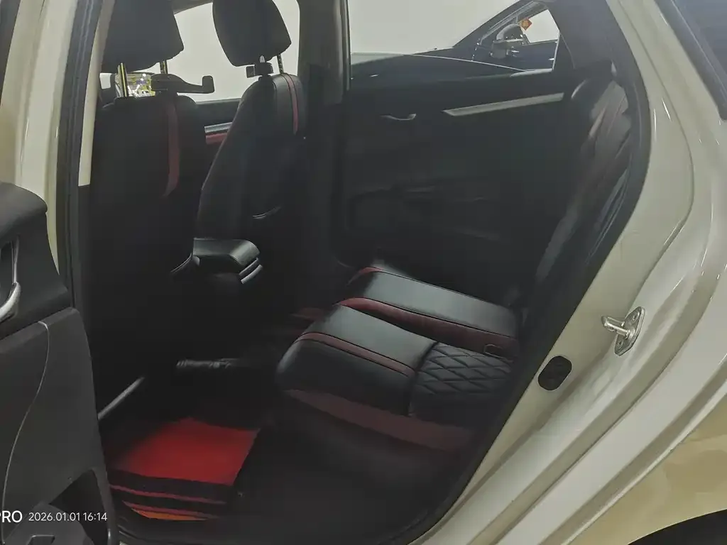 Honda Civic 2021 из CN, фото 2