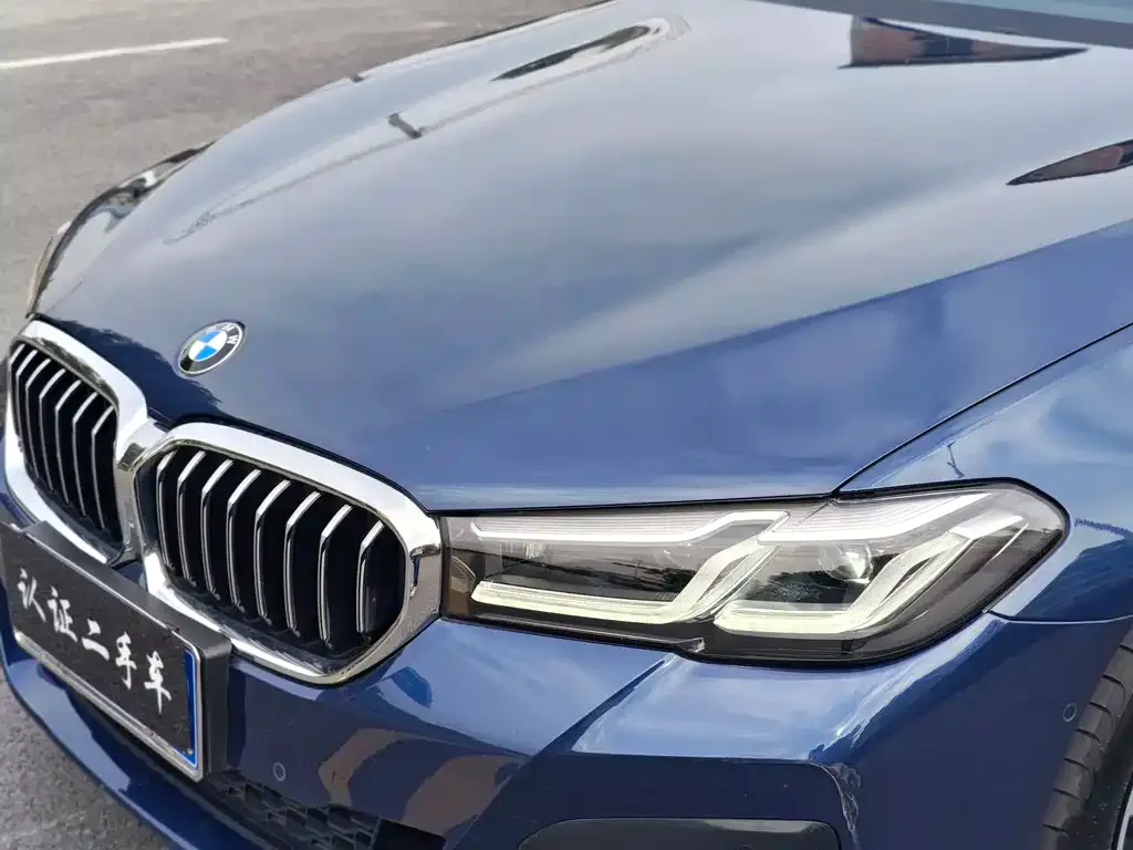 BMW 5 Series — фото 5