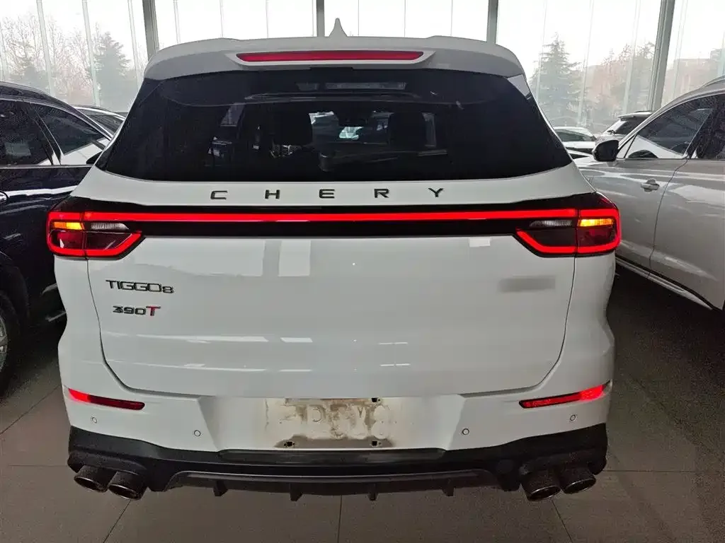 Chery Tiggo 8 — фото 10
