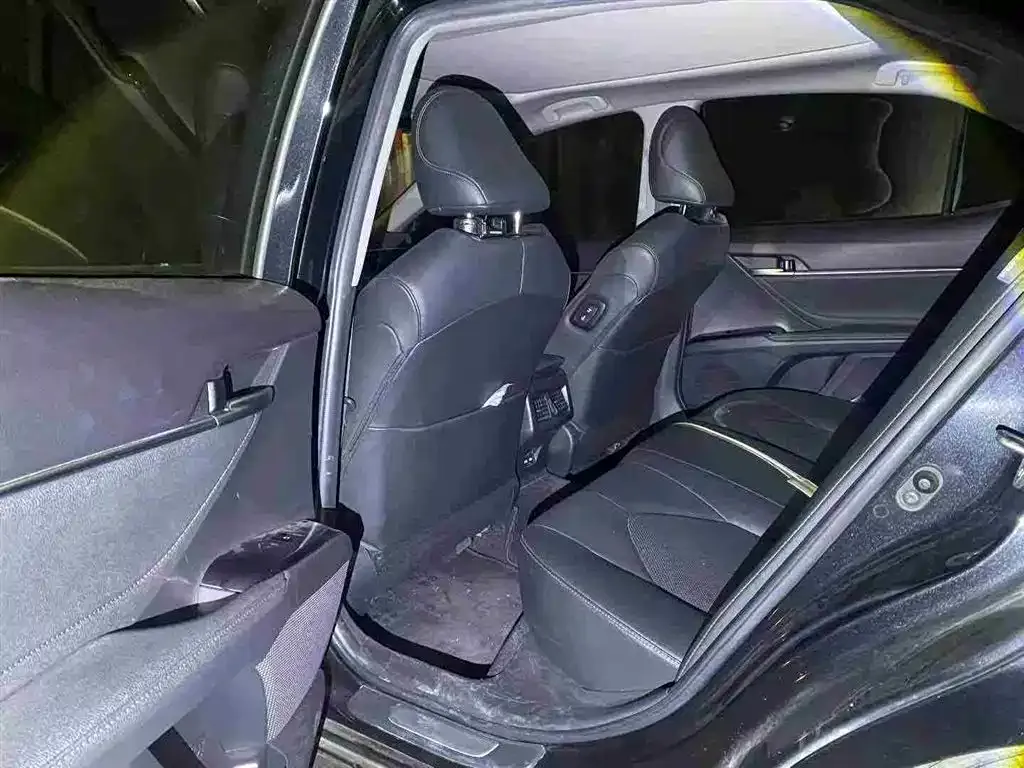 Toyota Camry 2021 из CN, фото 4