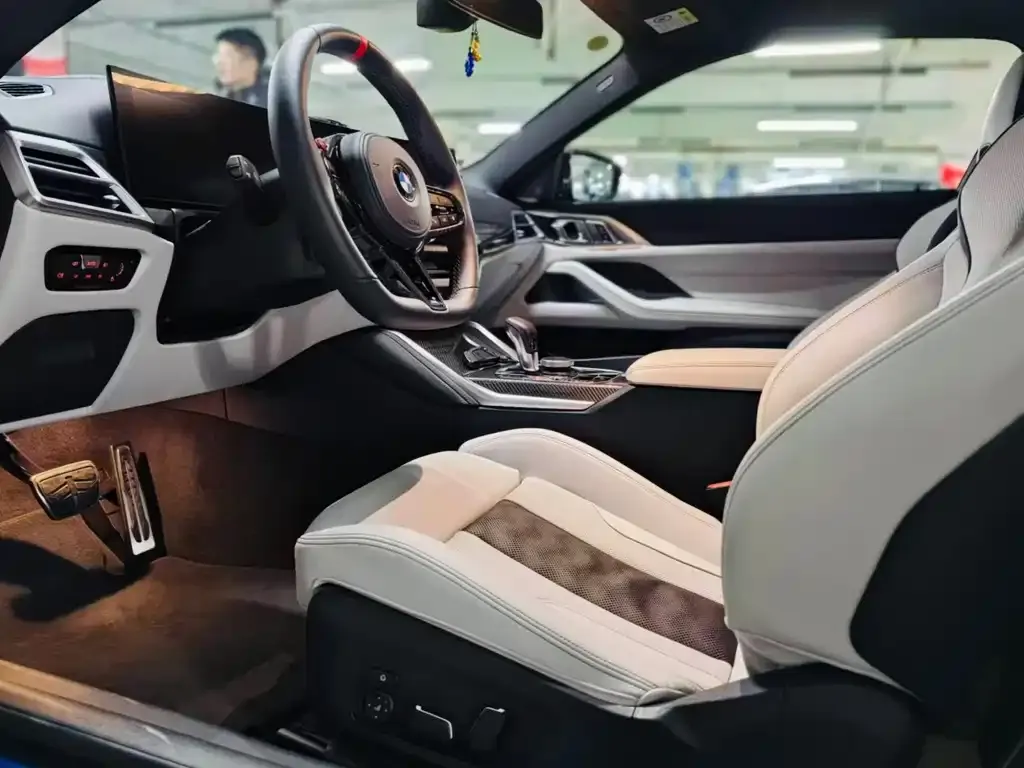 BMW M4 2025 из CN, фото 6