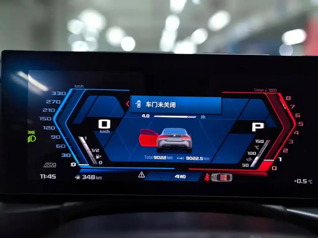 BMW M4 2025 из CN, фото 2