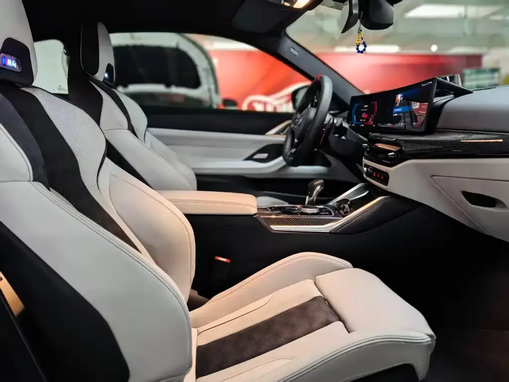 BMW M4 2025 из CN, фото 5