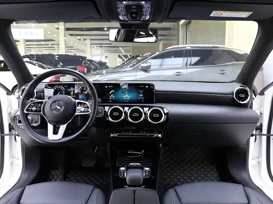 Mercedes-Benz A-Class (Import) 2021 из CN, фото 9