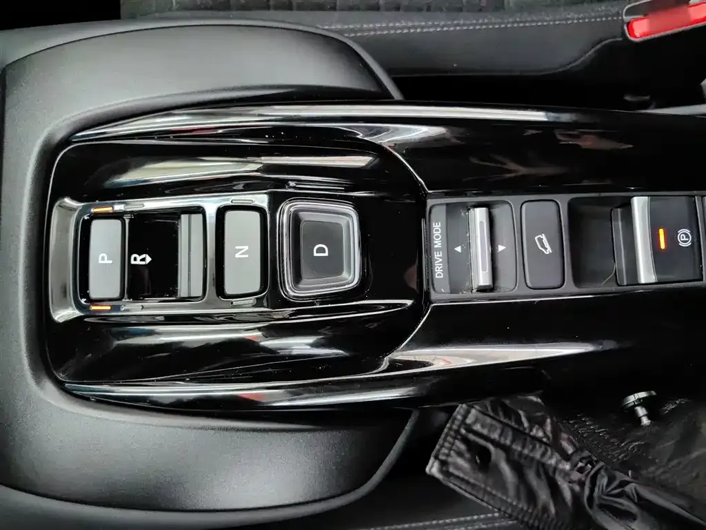 Honda HR-V 2024 из CN, фото 6