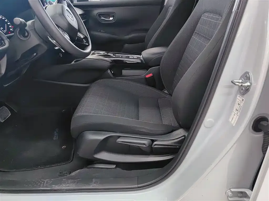 Honda HR-V 2024 из CN, фото 8