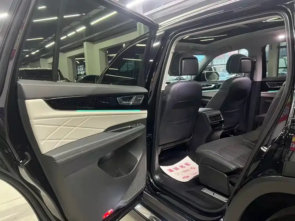 Volkswagen Teramont 2023 из CN, фото 10