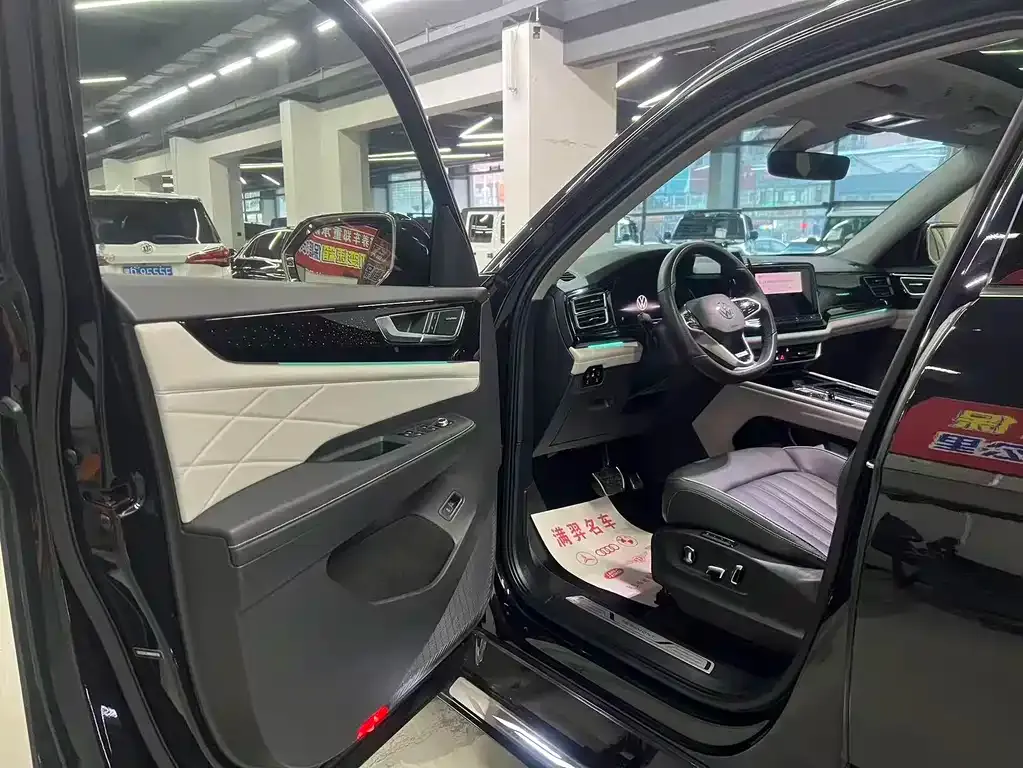 Volkswagen Teramont 2023 из CN, фото 9
