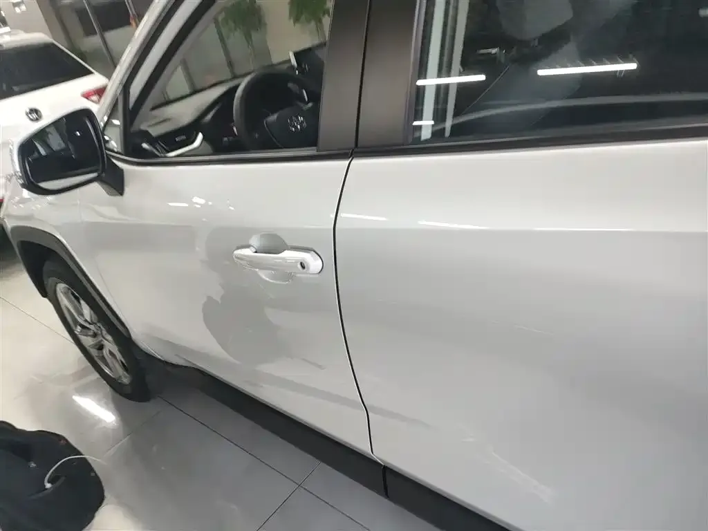 Toyota RAV4 2022 из CN, фото 5
