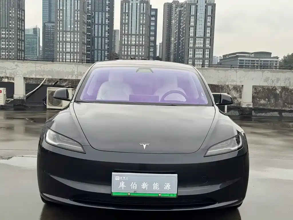 Tesla Model 3 2023 из CN, фото 5