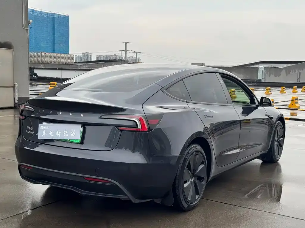 Tesla Model 3 2023 из CN, фото 9