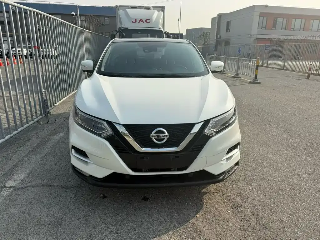 Nissan Qashqai 2021 из CN, фото 2