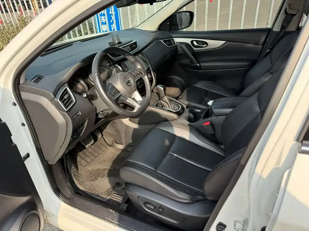 Nissan Qashqai 2021 из CN, фото 4