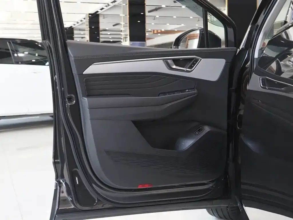 Volkswagen Talagon 2023 из CN, фото 3
