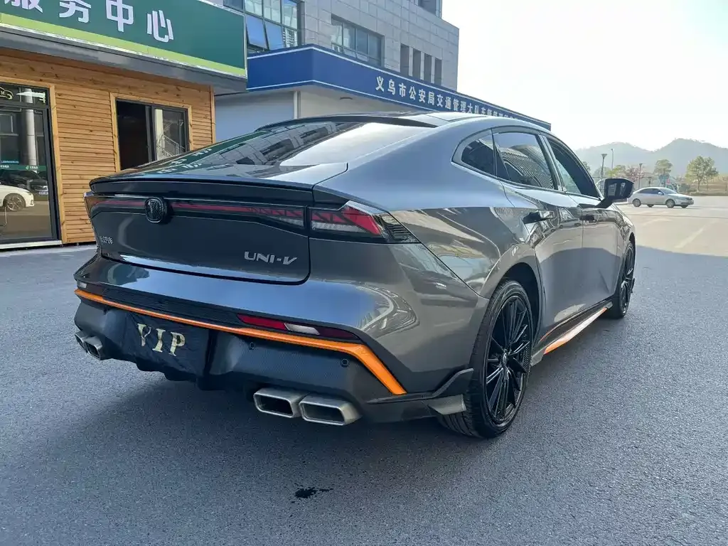 Changan UNI-V 2024 из CN, фото 8