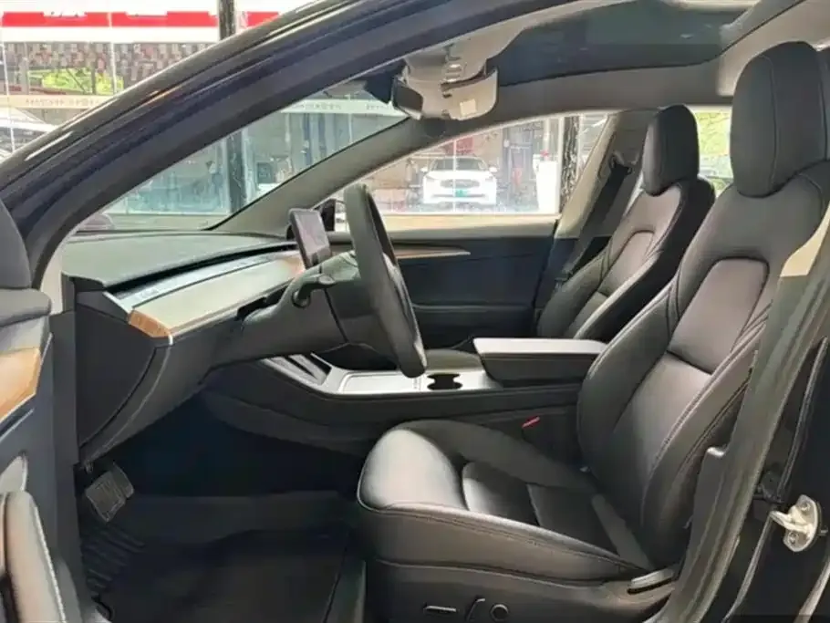 Tesla Model 3 2023 из CN, фото 10