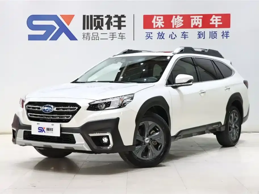 Subaru Outback — фото 1