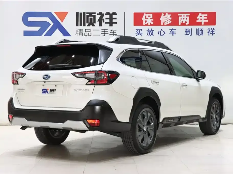 Subaru Outback — фото 4