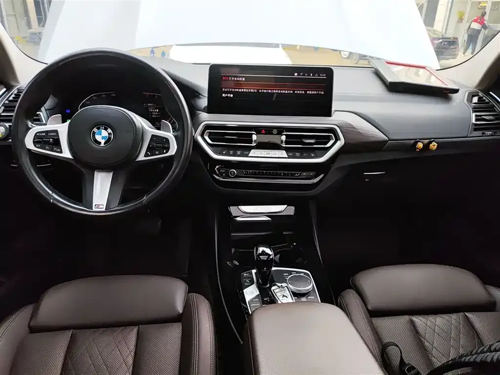 BMW X3 — фото 8