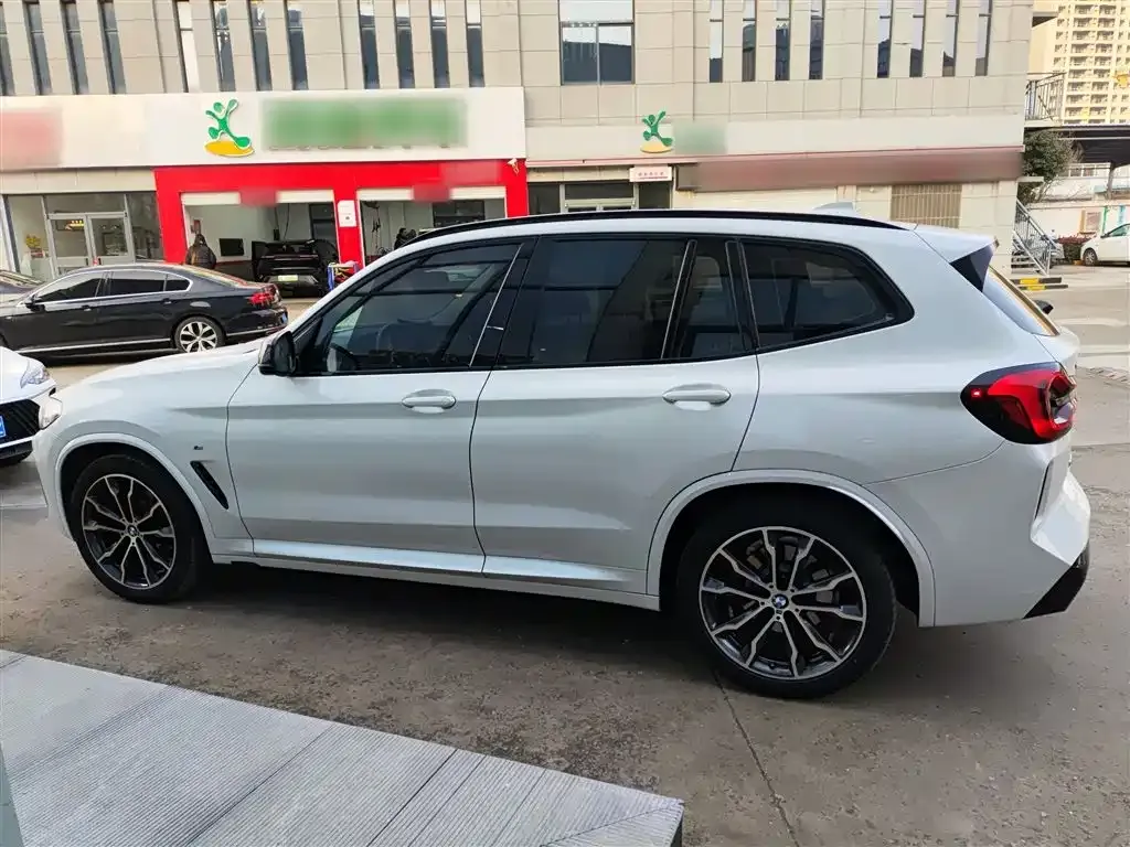 BMW X3 — фото 3