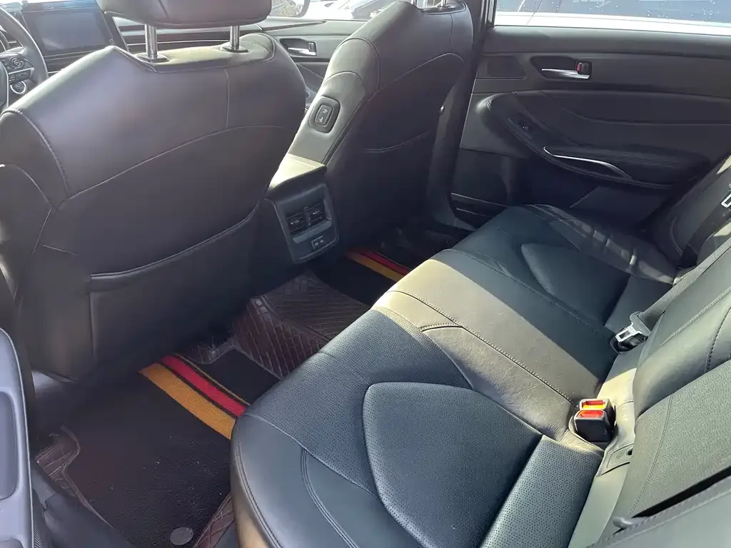 Toyota Avalon 2024 из CN, фото 4