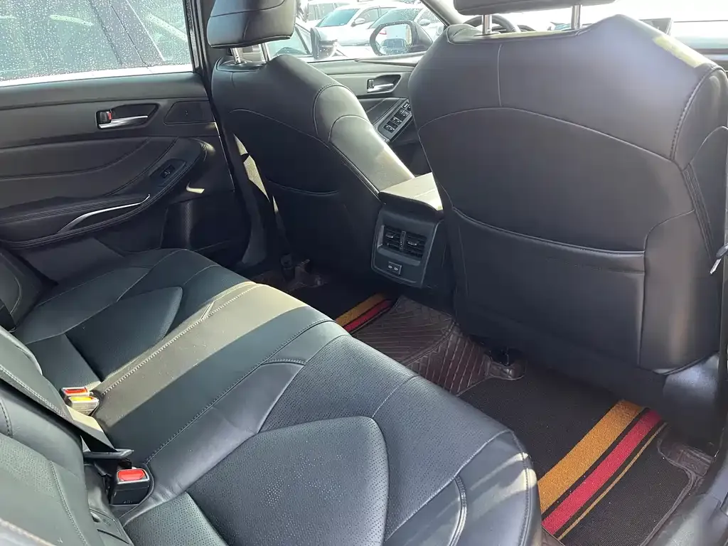 Toyota Avalon 2024 из CN, фото 2