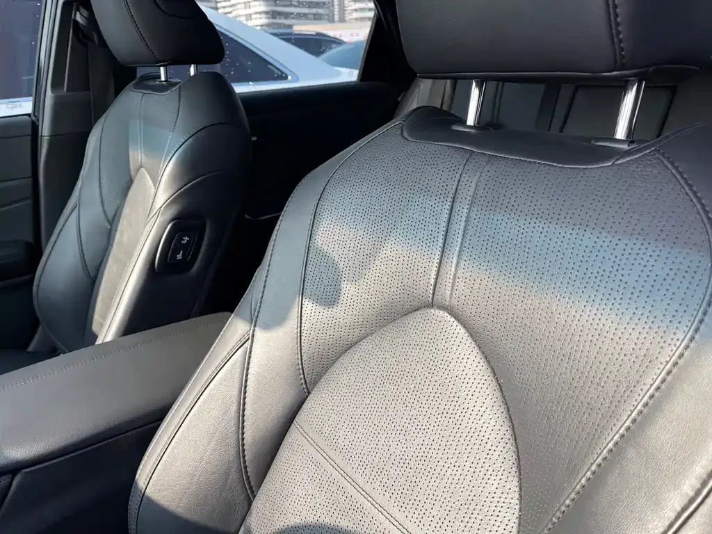 Toyota Avalon 2024 из CN, фото 7
