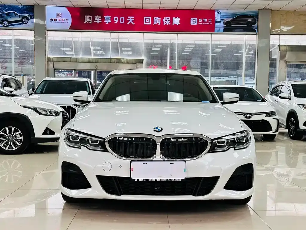 BMW 3 Series 2023 из CN, фото 8