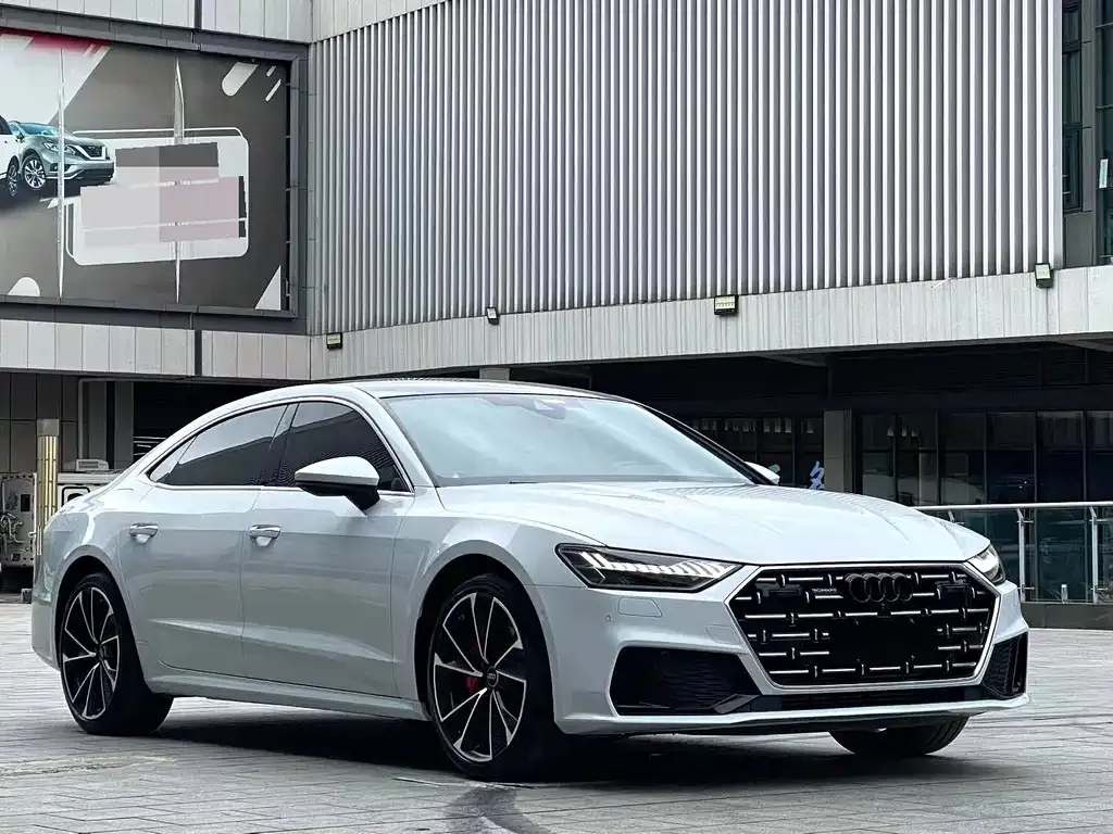 Audi A7L 2024 из CN, фото 7