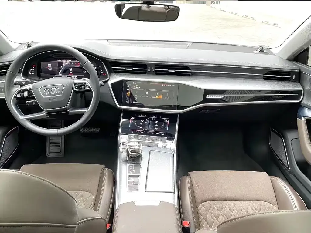 Audi A7L 2024 из CN, фото 3