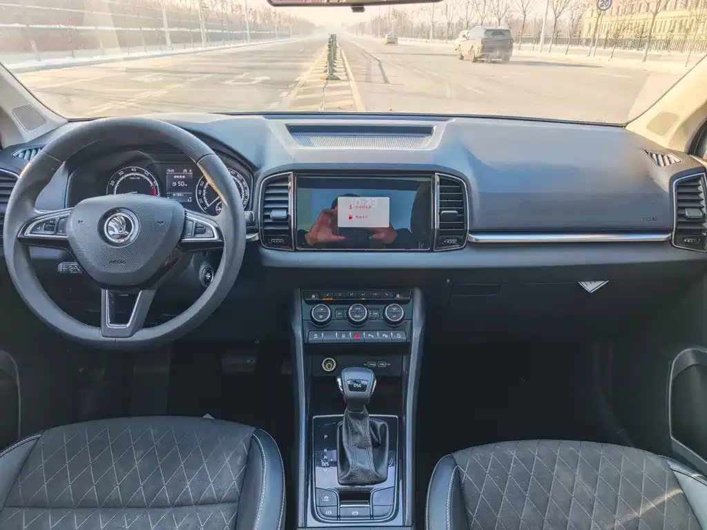 Skoda Karoq 2022 из CN, фото 4