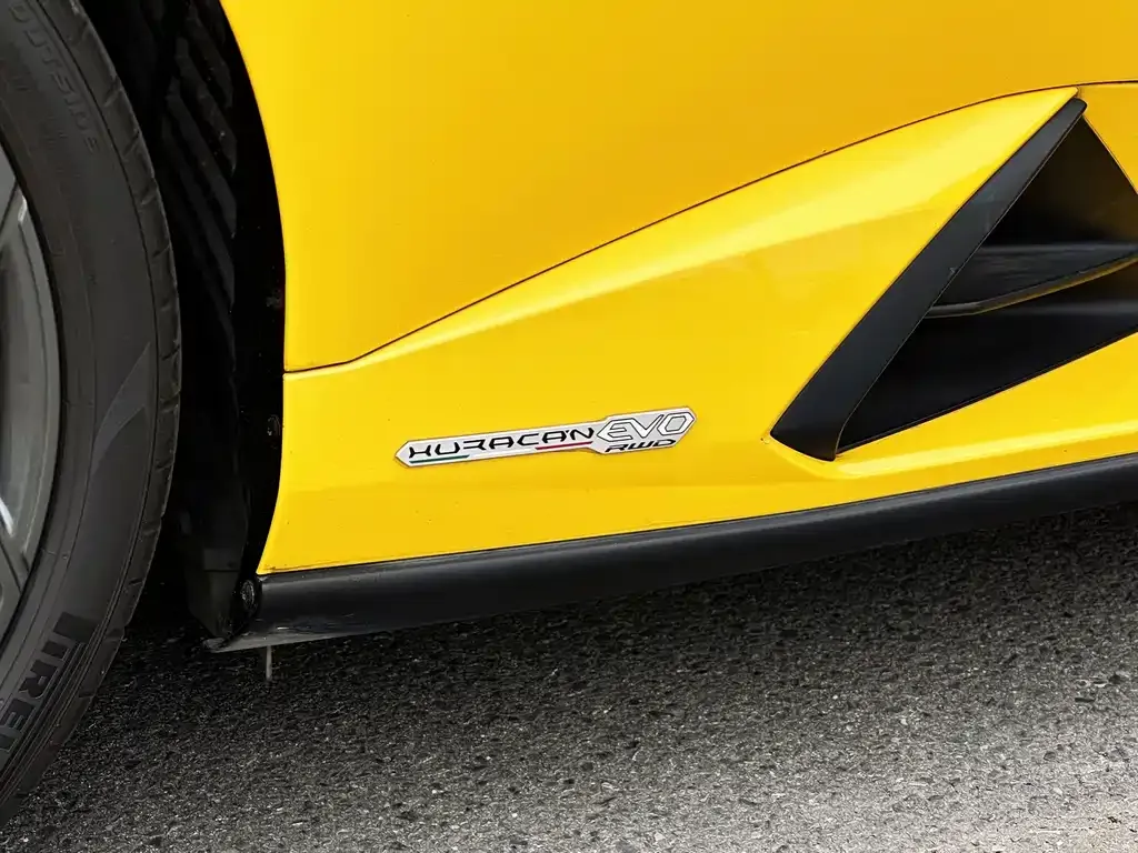 Lamborghini Huracan — фото 5
