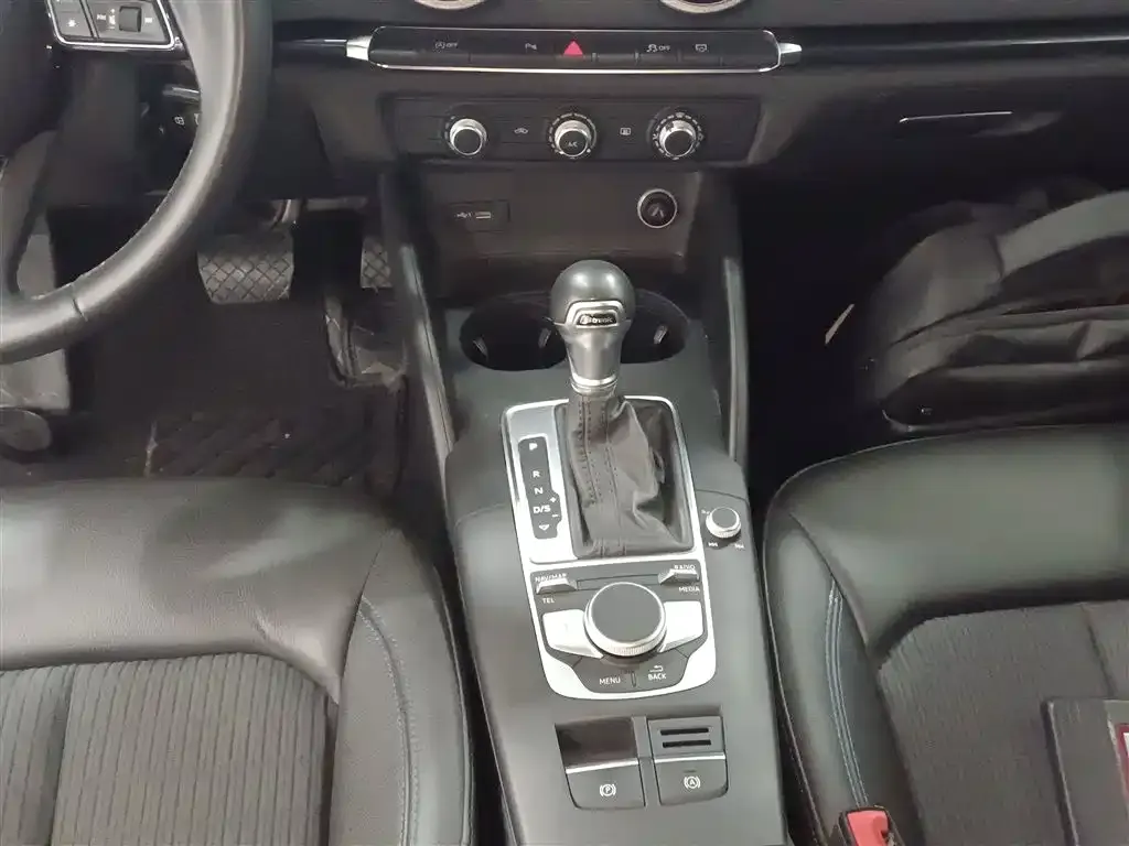 Audi A3 2021 из CN, фото 6