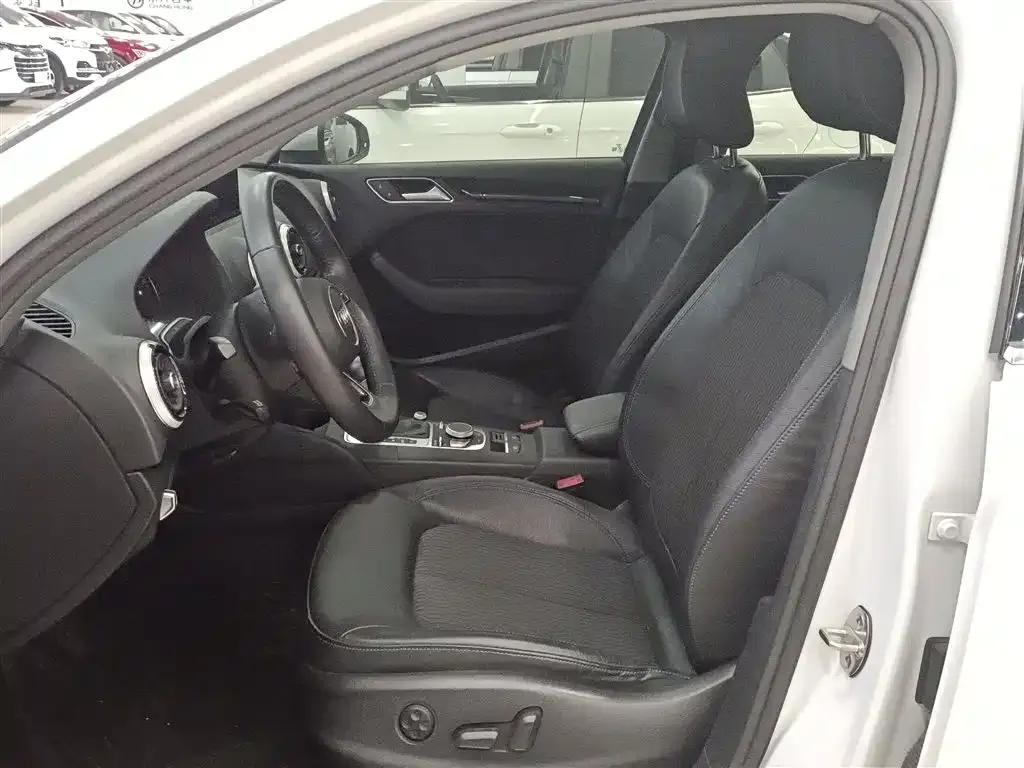 Audi A3 2021 из CN, фото 10
