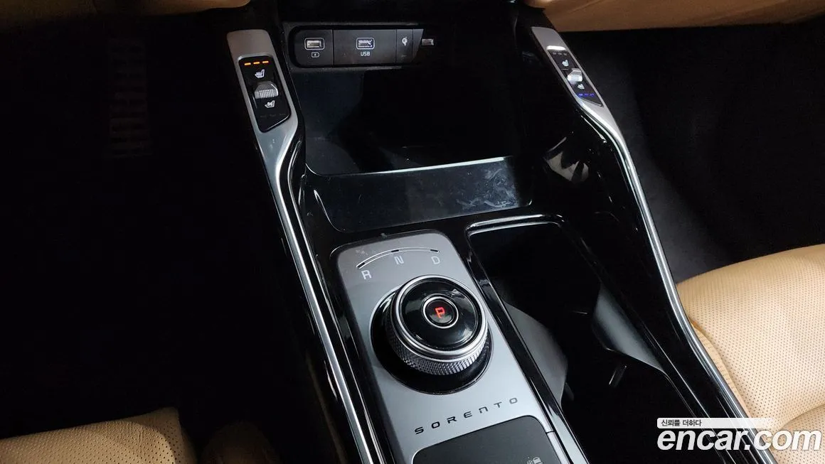 Kia Sorento — фото 9