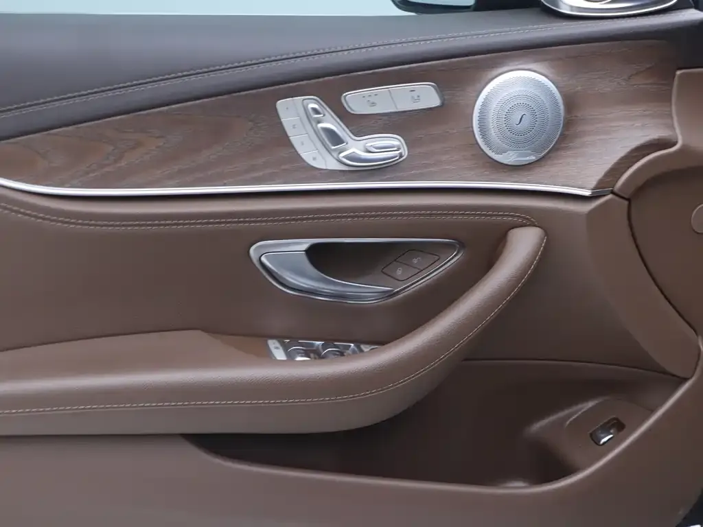 Mercedes-Benz E-Class 2023 из CN, фото 8