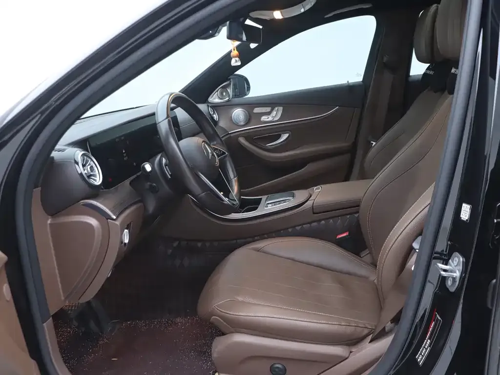 Mercedes-Benz E-Class 2023 из CN, фото 7