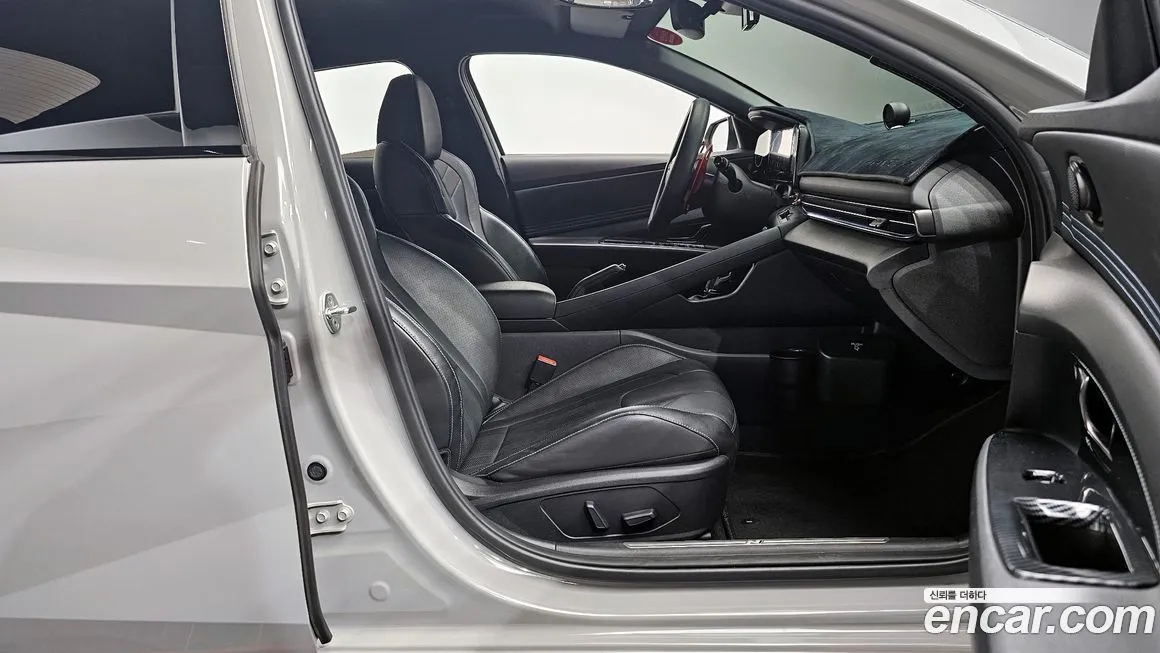 Hyundai AVANTE 2022 из KR, фото 10