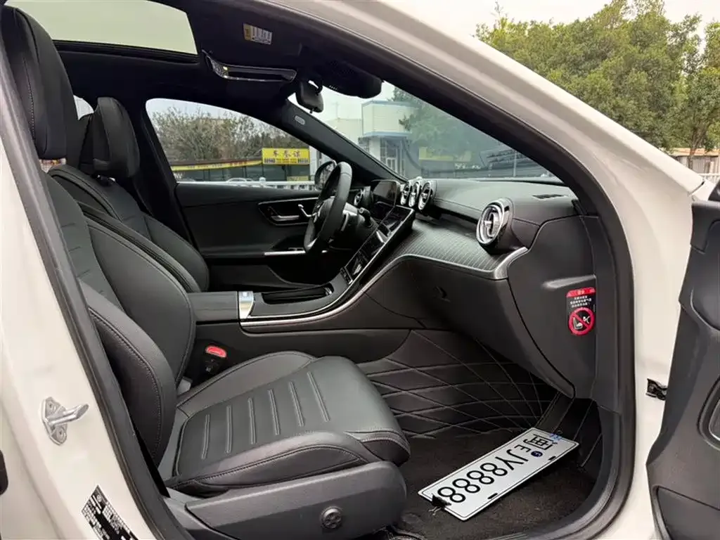 Mercedes-Benz C-Class 2023 из CN, фото 4