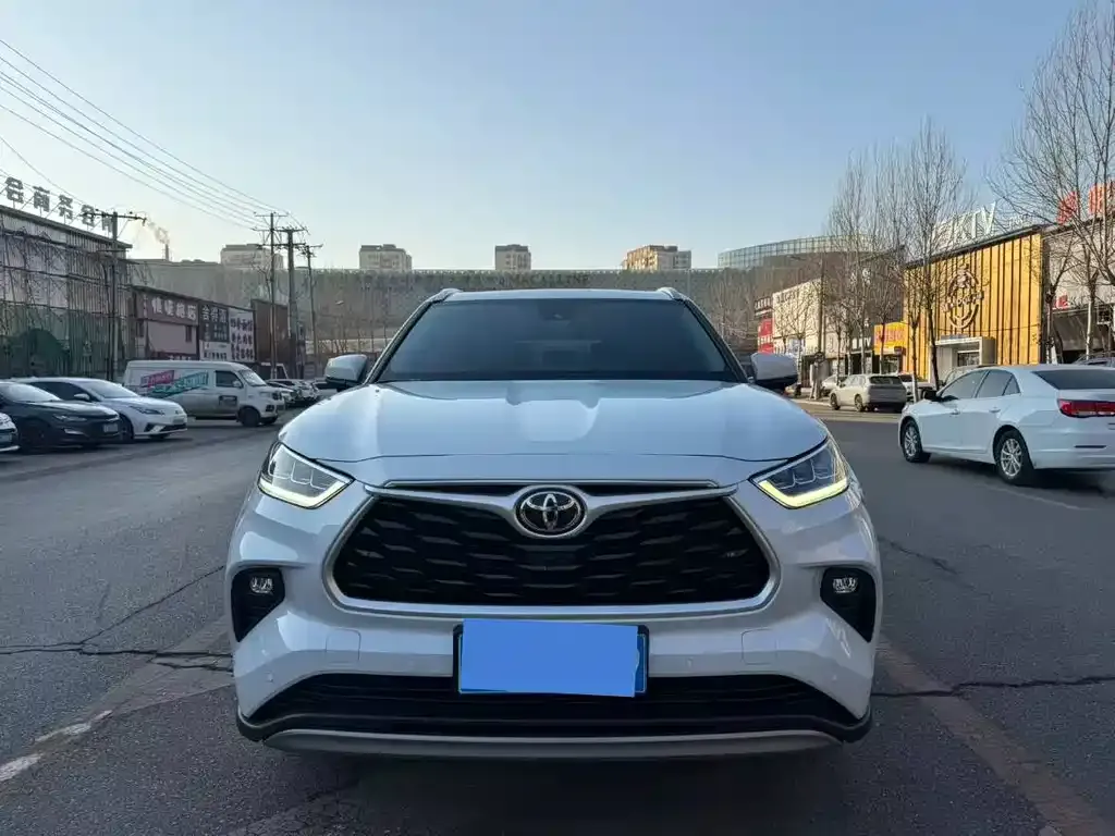 Toyota Highlander 2022 из CN, фото 9