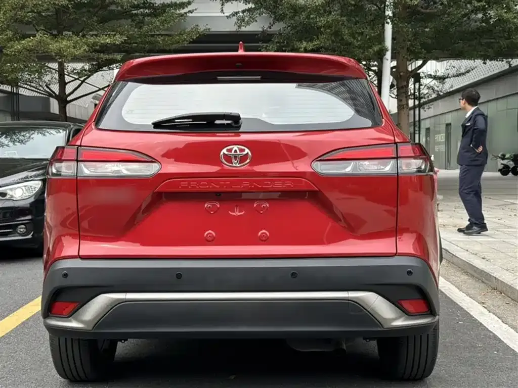 Toyota Frontlander 2022 из CN, фото 10