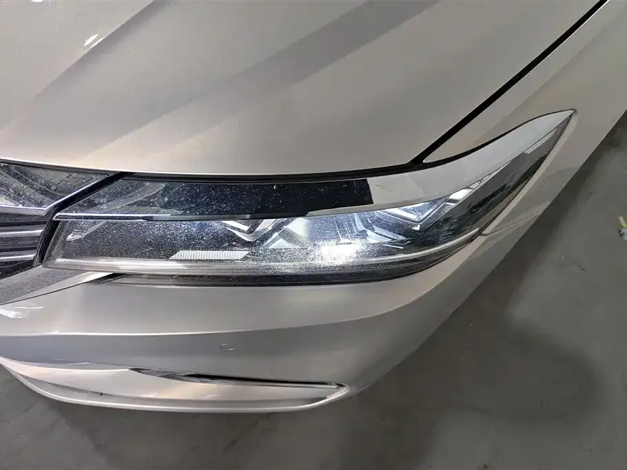 Volkswagen Passat — фото 5